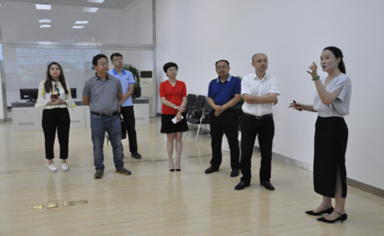 �Ї��M�����y��ɽ�����и����L�캣��һ��ݰ�R����ꑸۼ��F�����{��