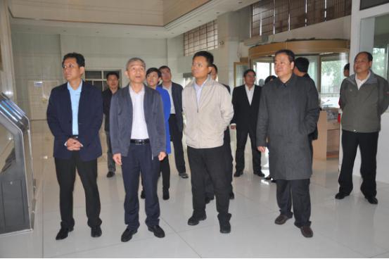 ɽ��ʡ�ڰ��k�����n��ƽһ��ݰ�R���F�{�Ї���һ��F·؛�\�ڰ�������r